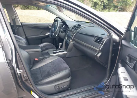 2013 Toyota Camry Se V6 z USA, uszkodzony, nr VIN 4T1BK1FK9DU529927